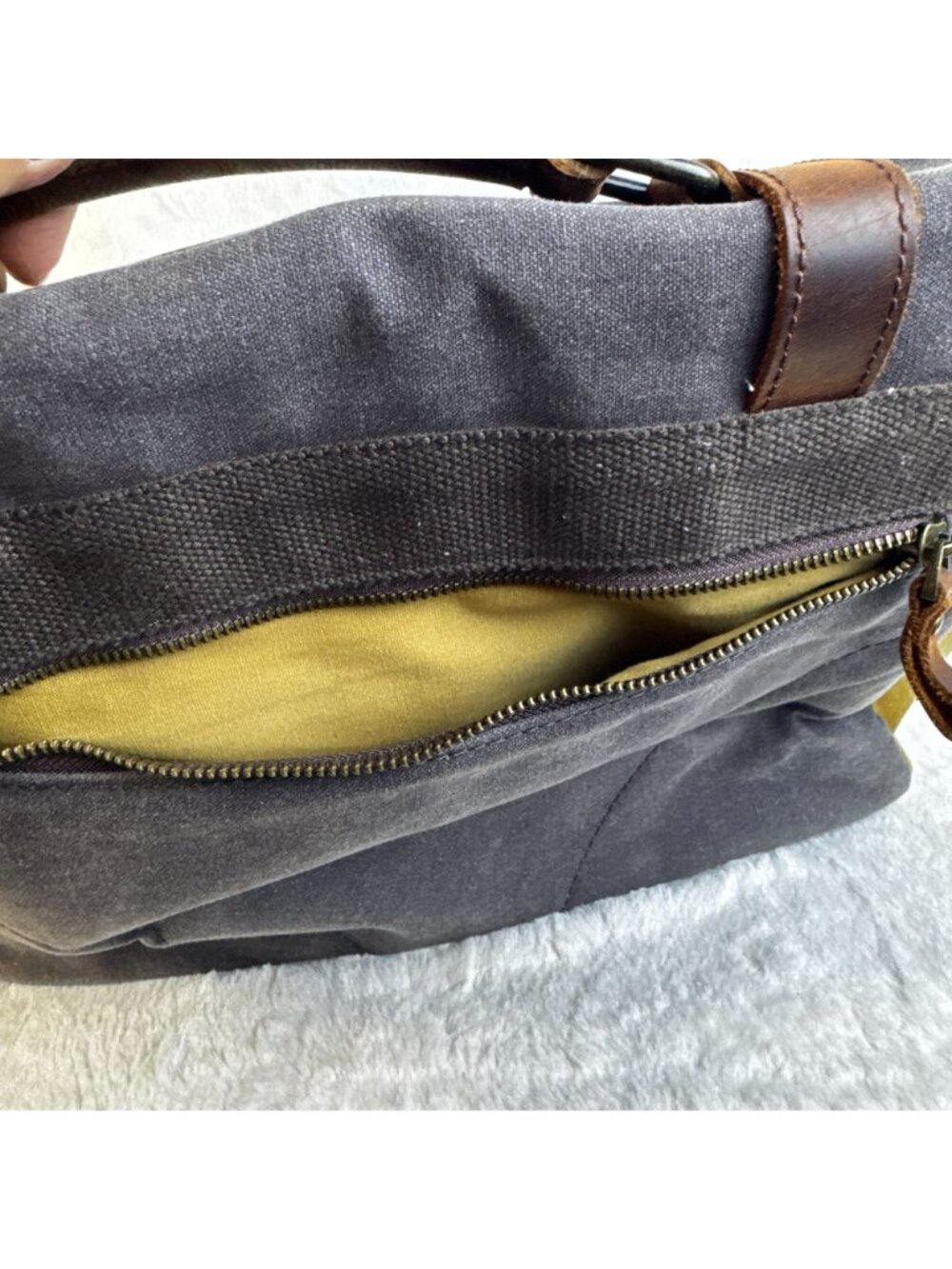 Vintage-Inspired Messenger Leather & Waxed Canvas Briefcase Satchel Laptop Bag - Picture 9 of 11